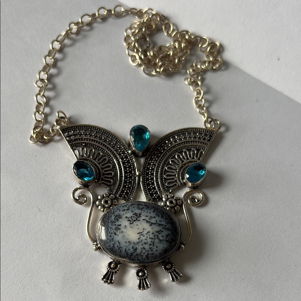 Elegant Sterling Silver and Blue Pendant Necklace